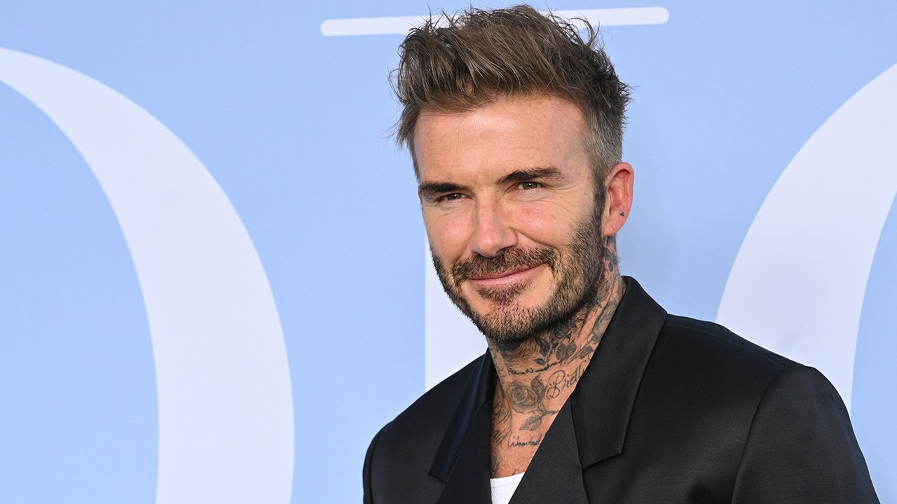 David Beckham bares six-pack abs in shirtless selfies to share ‘self care Sunday’ rituals [Video]