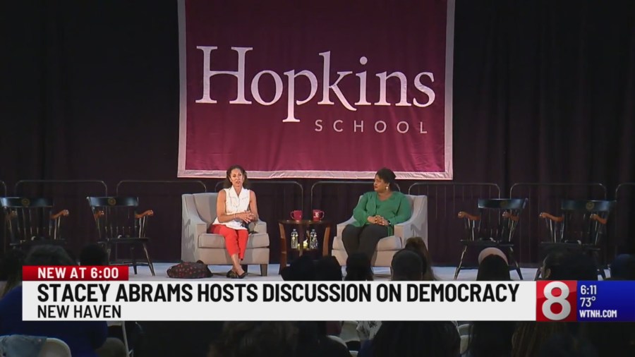 Stacey Abrams speaks in New Haven [Video]