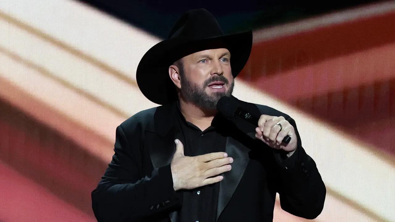 Garth Brooks launches ‘high-risk’ strategy against accuser in sex assault claim: expert [Video]