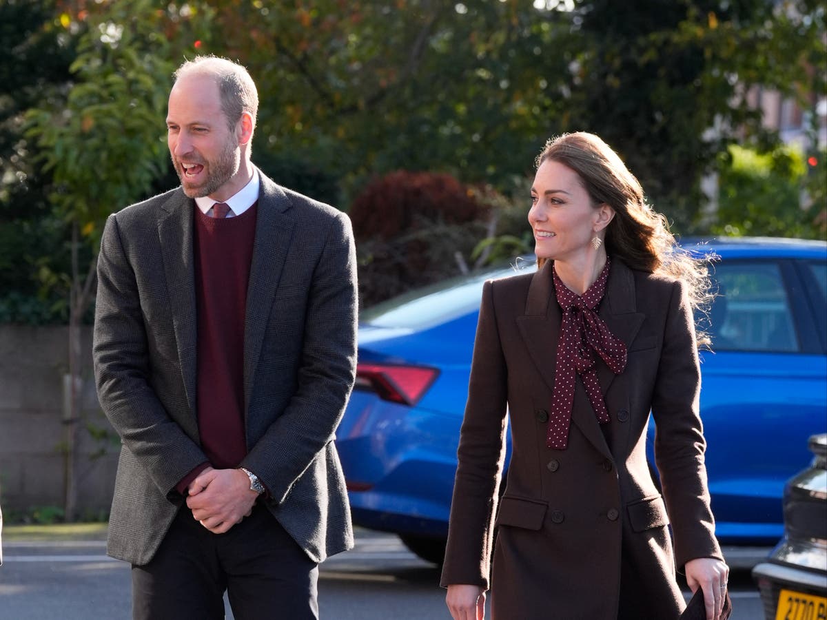 Kate and William meet families of Southport victims in first joint engagement since end of cancer treatment [Video]