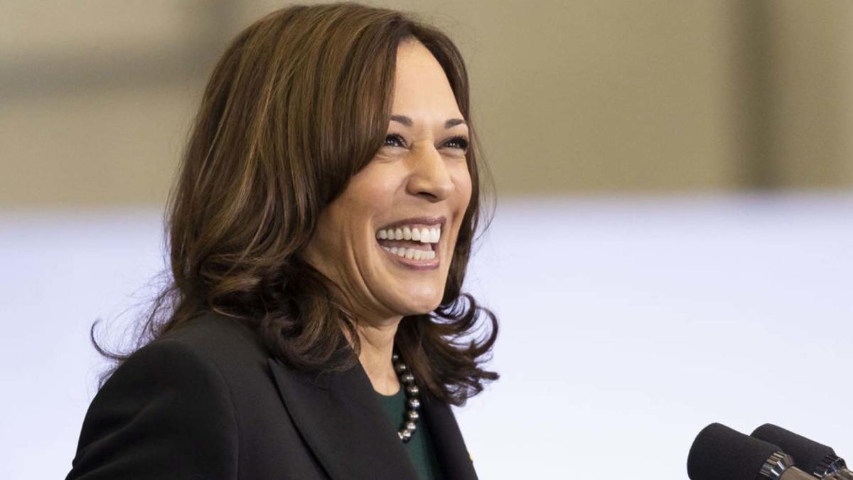 Kamala Harris visiting Detroit for radio town hall with Charlamagne tha God [Video]