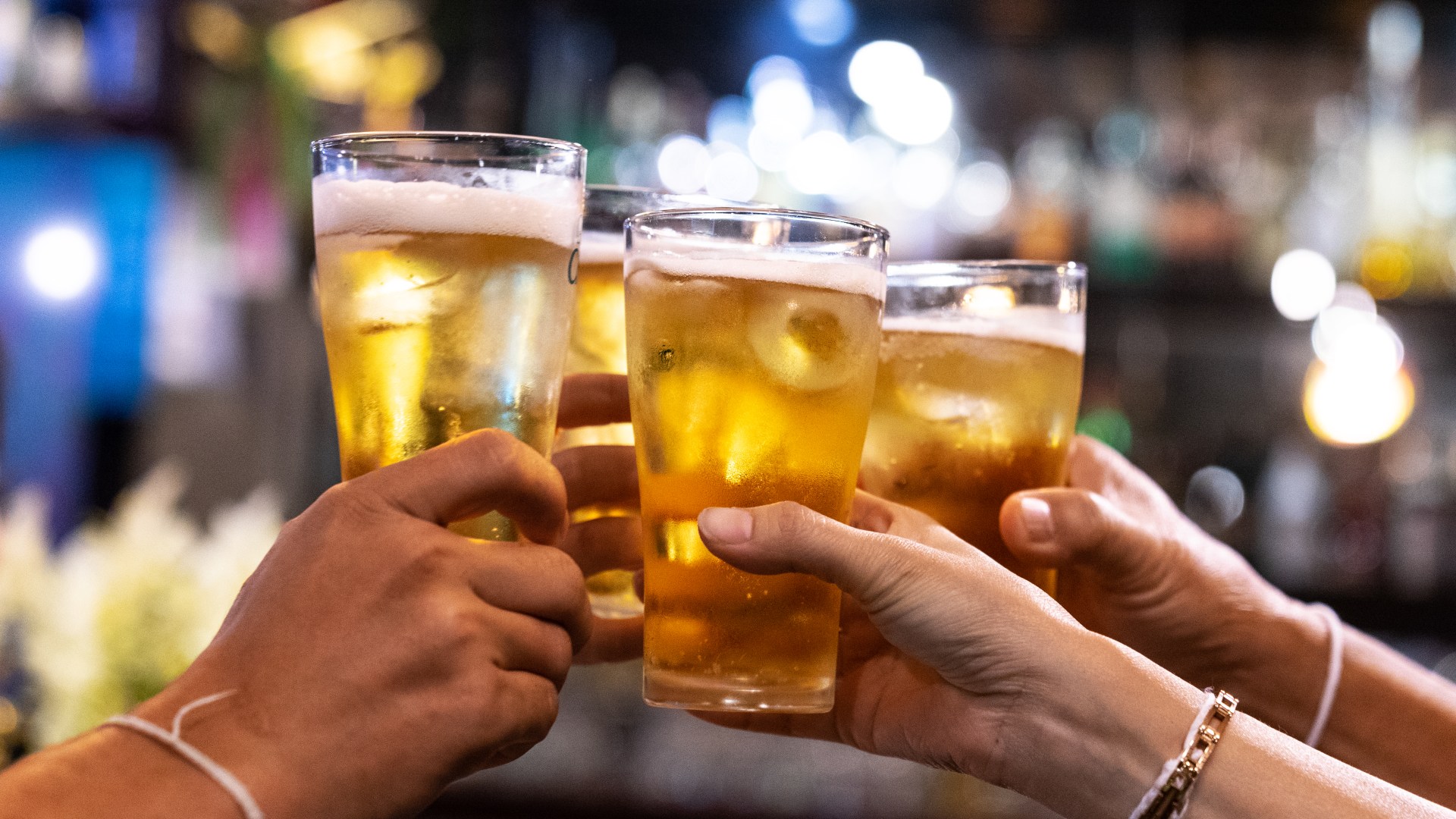 No point drinking it slam beer drinkers as popular lager brand slashes alcohol strength [Video]