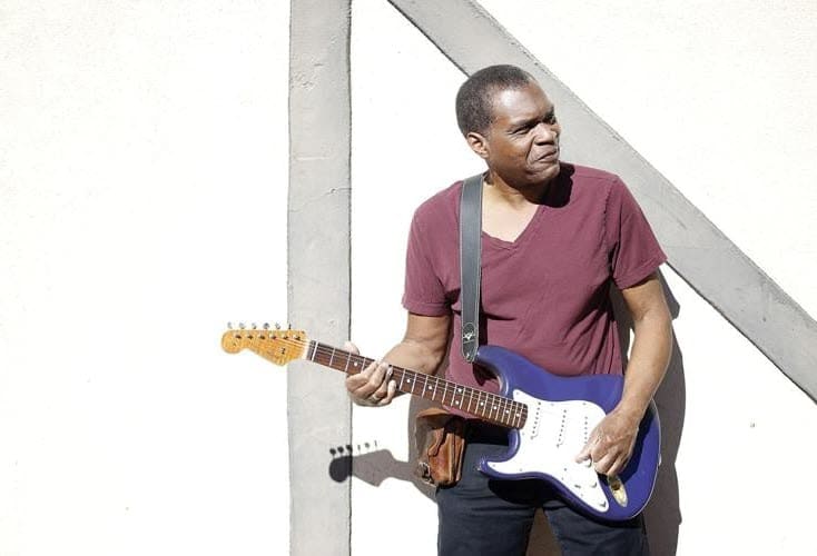 10 Best Robert Cray Band Songs of All Time [Video]