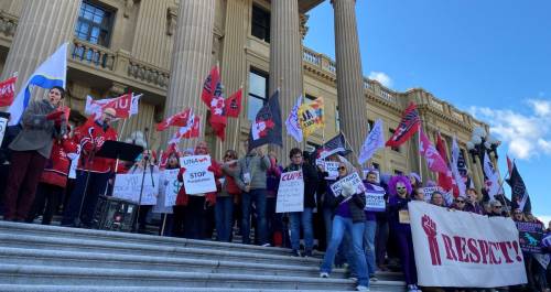 Protest held in Edmonton to oppose Alberta government involvement in support staff labour dispute [Video]