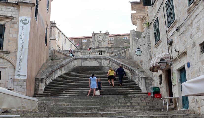 Dubrovniks iconic stairs undergo first big restoration in 200 years [Video]