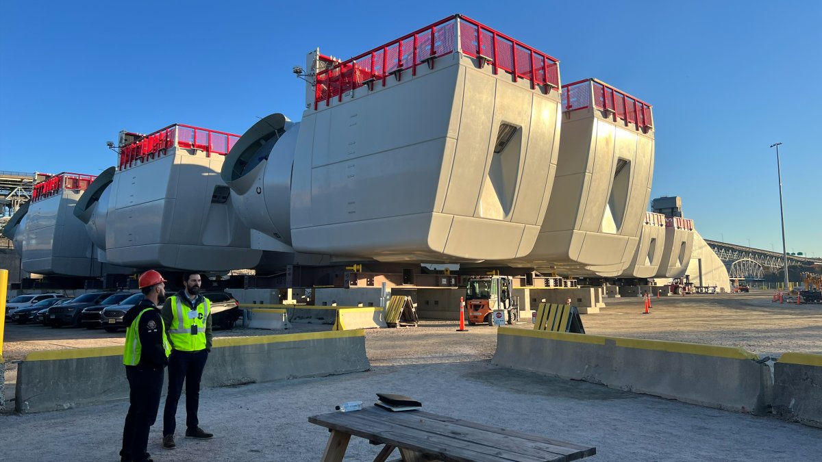 Delegation from Netherlands visits New London wind farm project  NBC Connecticut [Video]