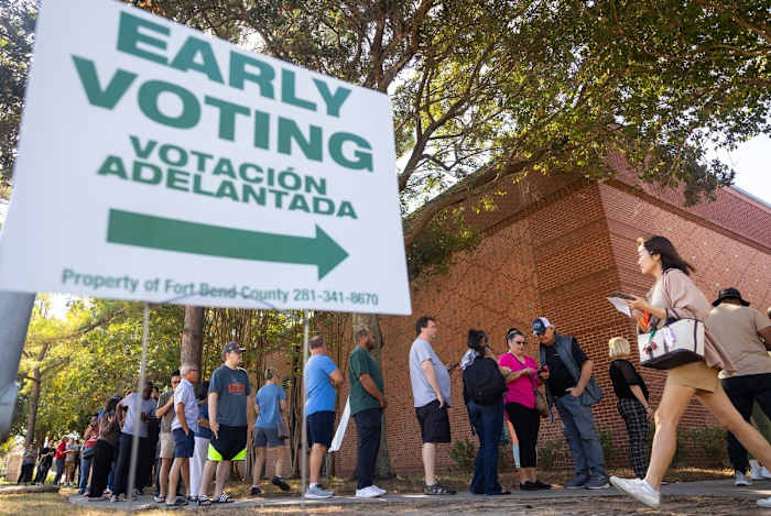 Long lines but few problems as Texas wraps the first week of early voting [Video]