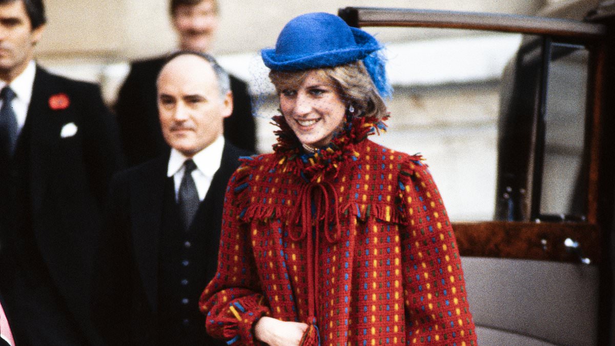 The best royal maternity outfits over the years – from Princess Diana’s colourful coats to Princess Beatrice’s timeless elegance [Video]