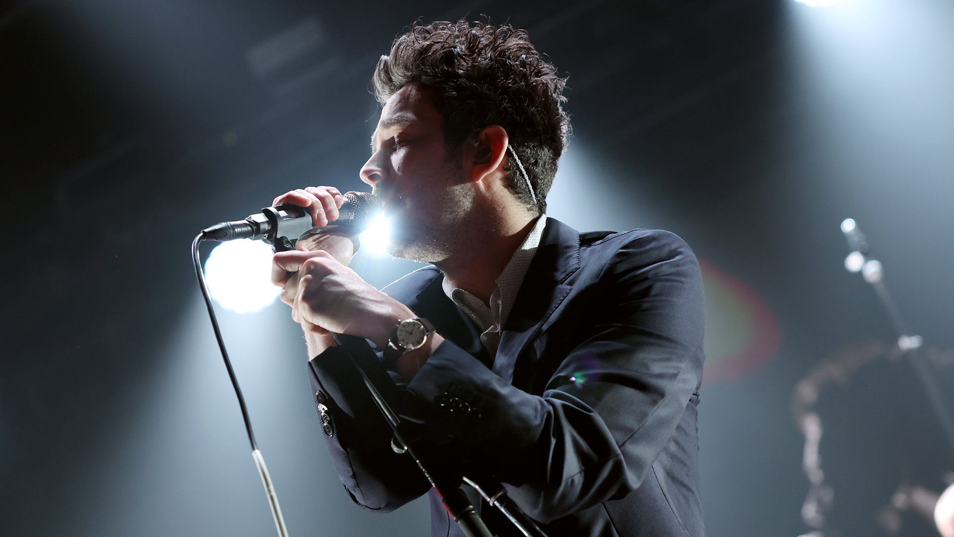 Matty Healy isnt writing about casual romantic liaisons [Video]