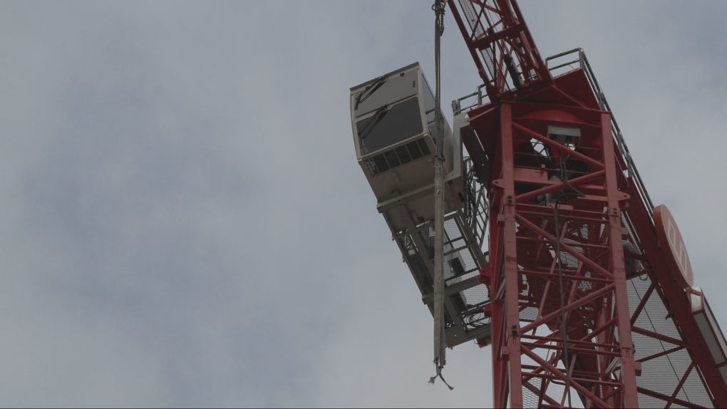 WorkSafeBC investigating crane incident in East Vancouver [Video]