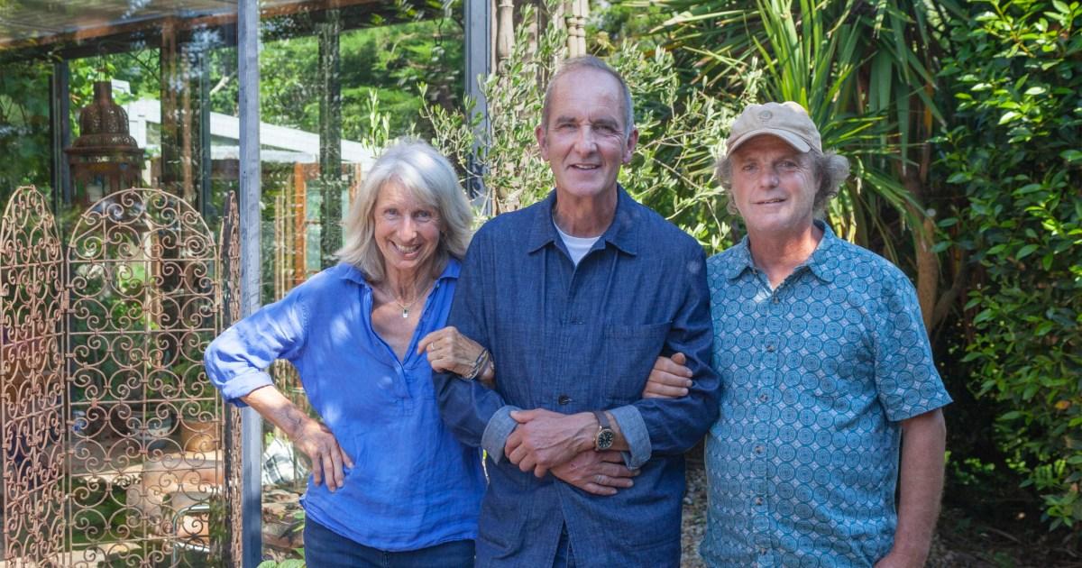 Grand Designs viewers ‘crying eyes out’ over first ever home build 25 years later [Video]