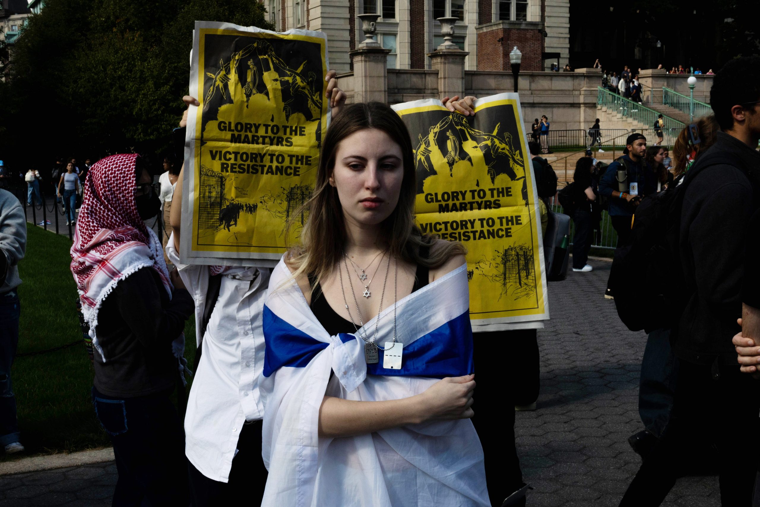 Conference at NYCs Yale Club aims to battle antisemitism [Video]