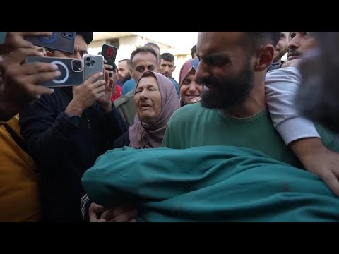 Uncle mourns death of baby nephew and other relatives in Israeli strikes in Gaza [Video]