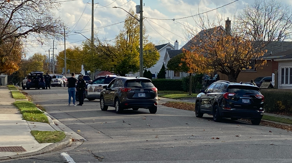 Police investigating after firearm reportedly seen in Cambridge [Video]