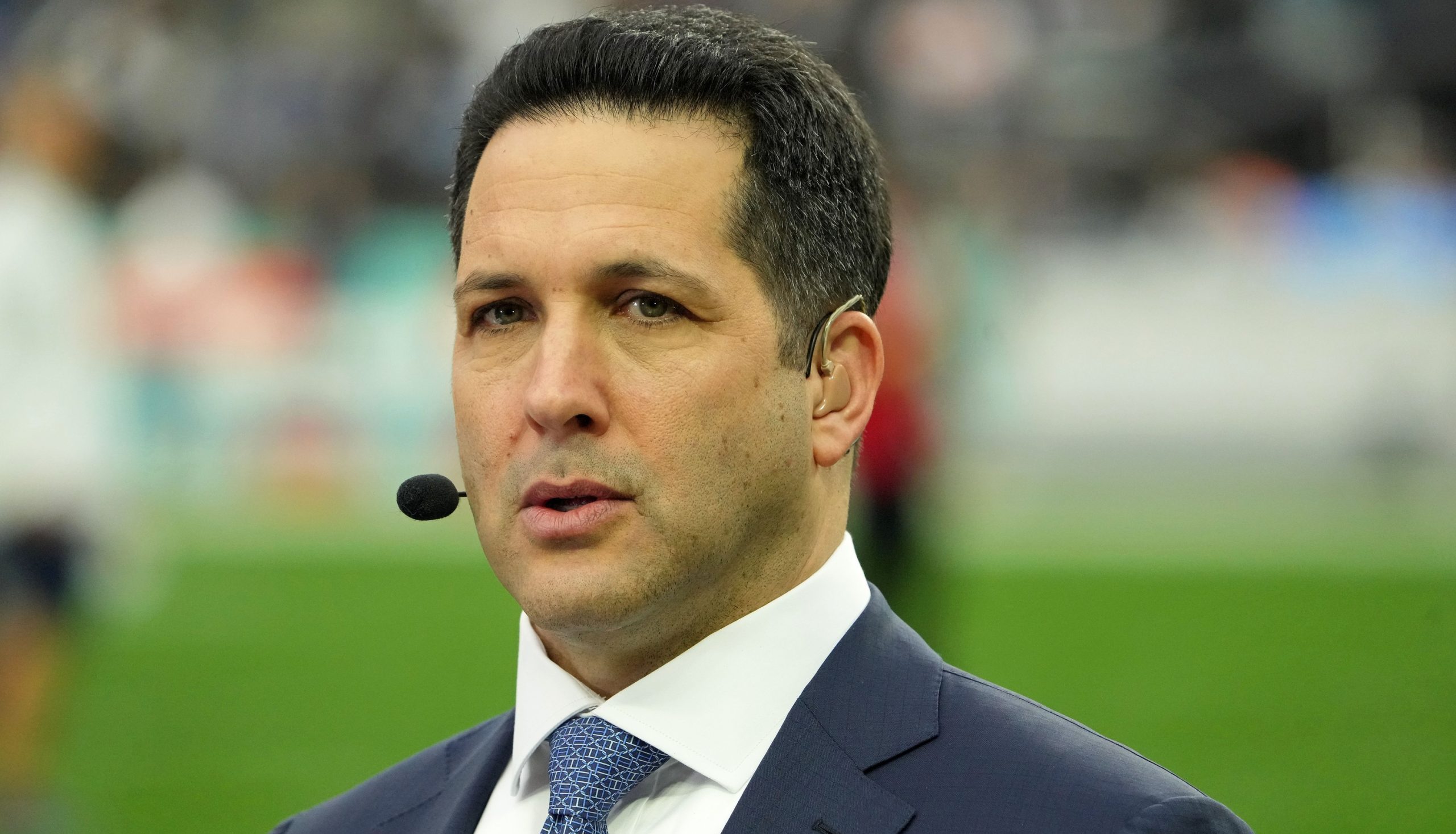 Adam Schefter confirms he doesn’t use illegal streaming sites [Video]