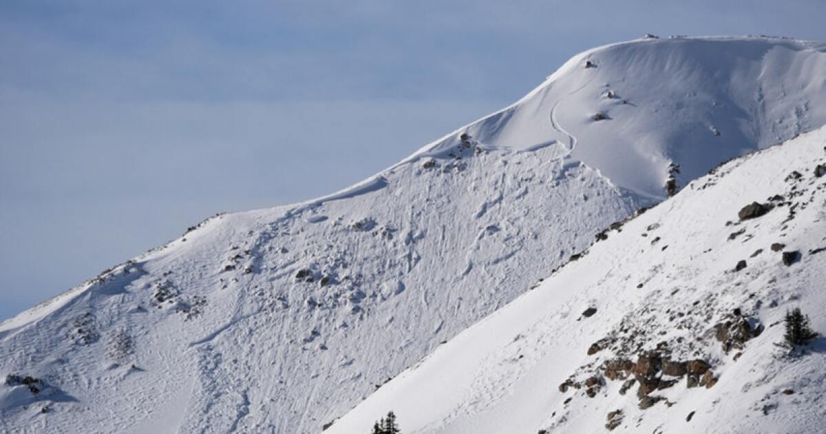 Experts warn of increased avalanche risk following Colorado snowstorm [Video]