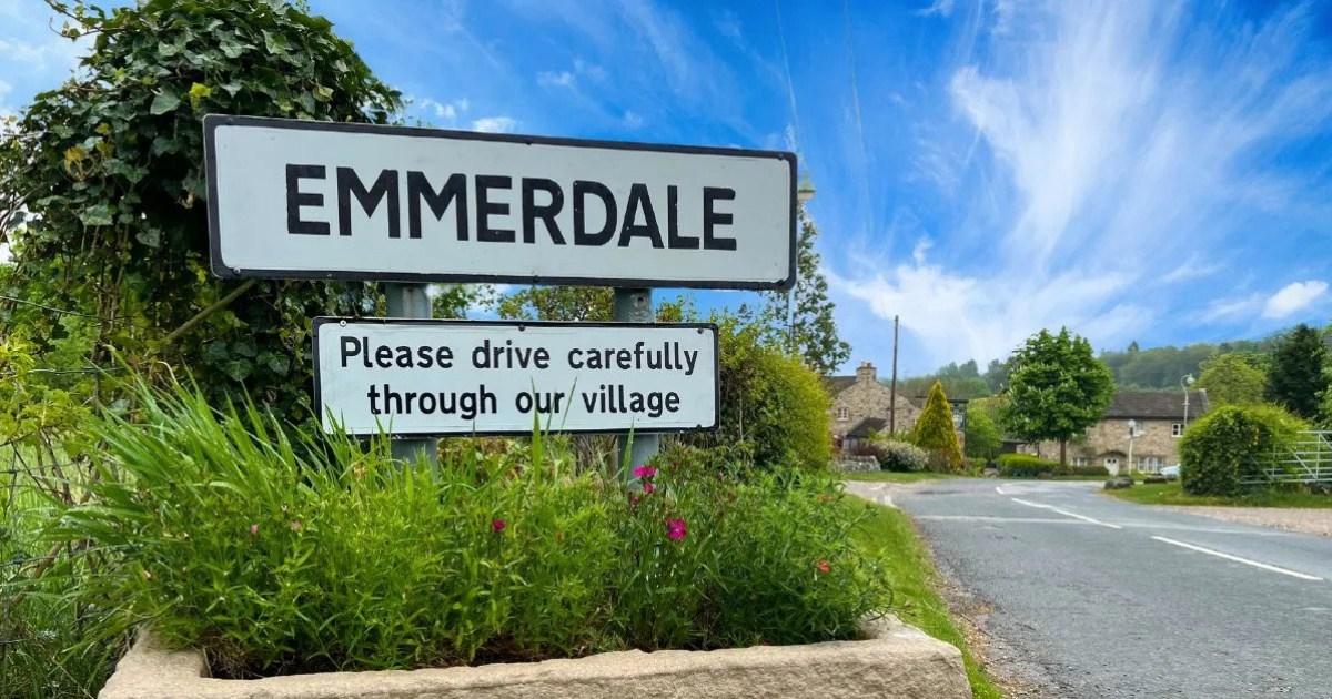 Emmerdale cast surround beloved star as he marries long-term love | Soaps [Video]