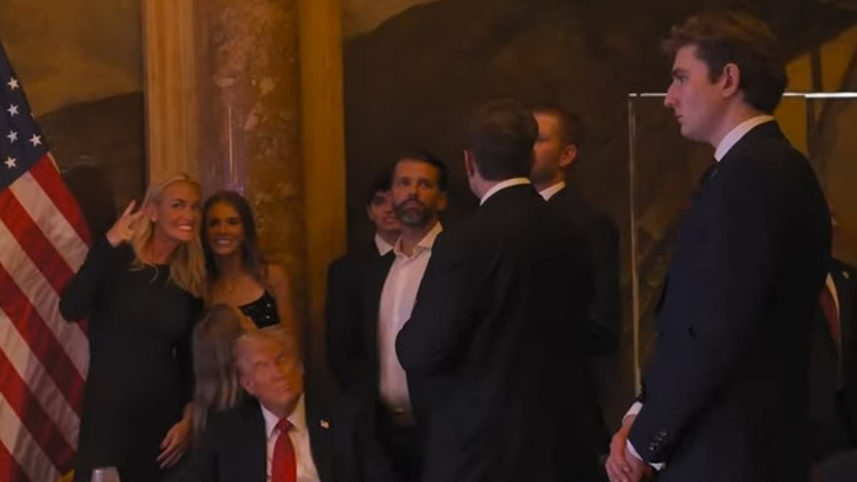 Barron Trump joins his father and his closest aides in rare behind-the-scenes footage from Mar-a-Lago [Video]