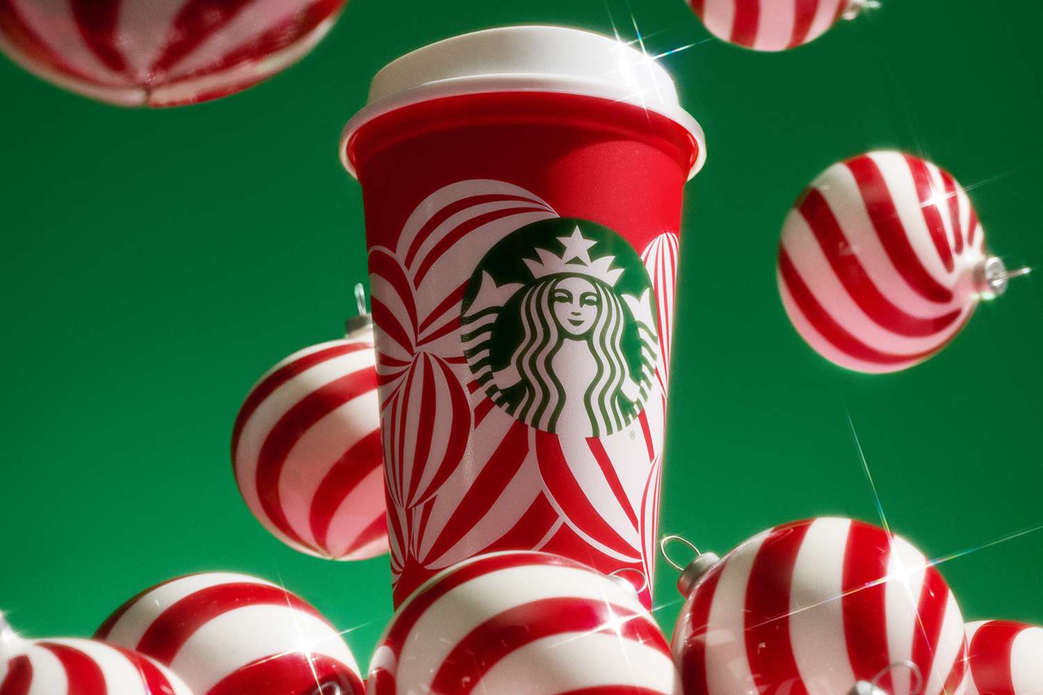 Starbucks Is Bringing Back Its Reusable Red Cup Giveaway [Video]