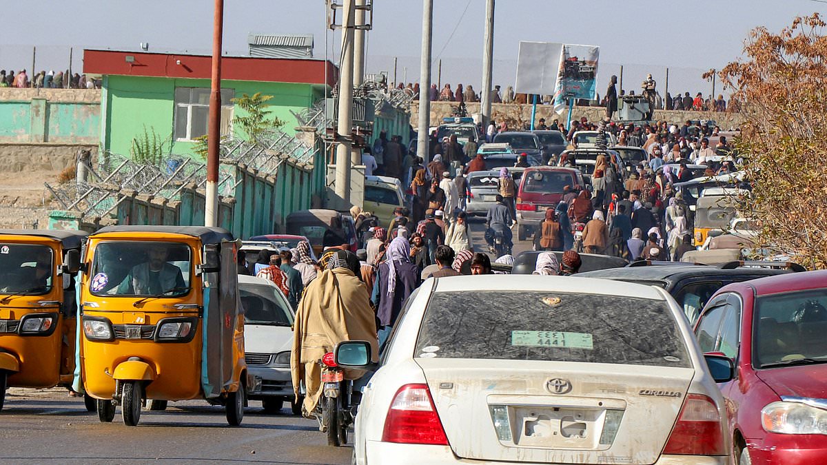 Taliban execution sees murderer shot three times through the chest by victim’s relative in ‘eye for an eye’ punishment watched by thousands of spectators [Video]