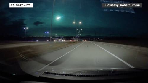 Meteor lights up Calgary skies [Video]