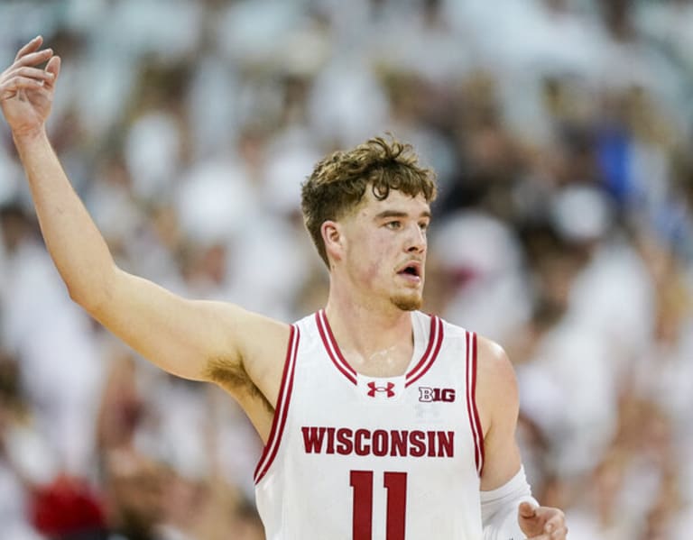 Wisconsin players address media ahead of Arizona matchup [Video]