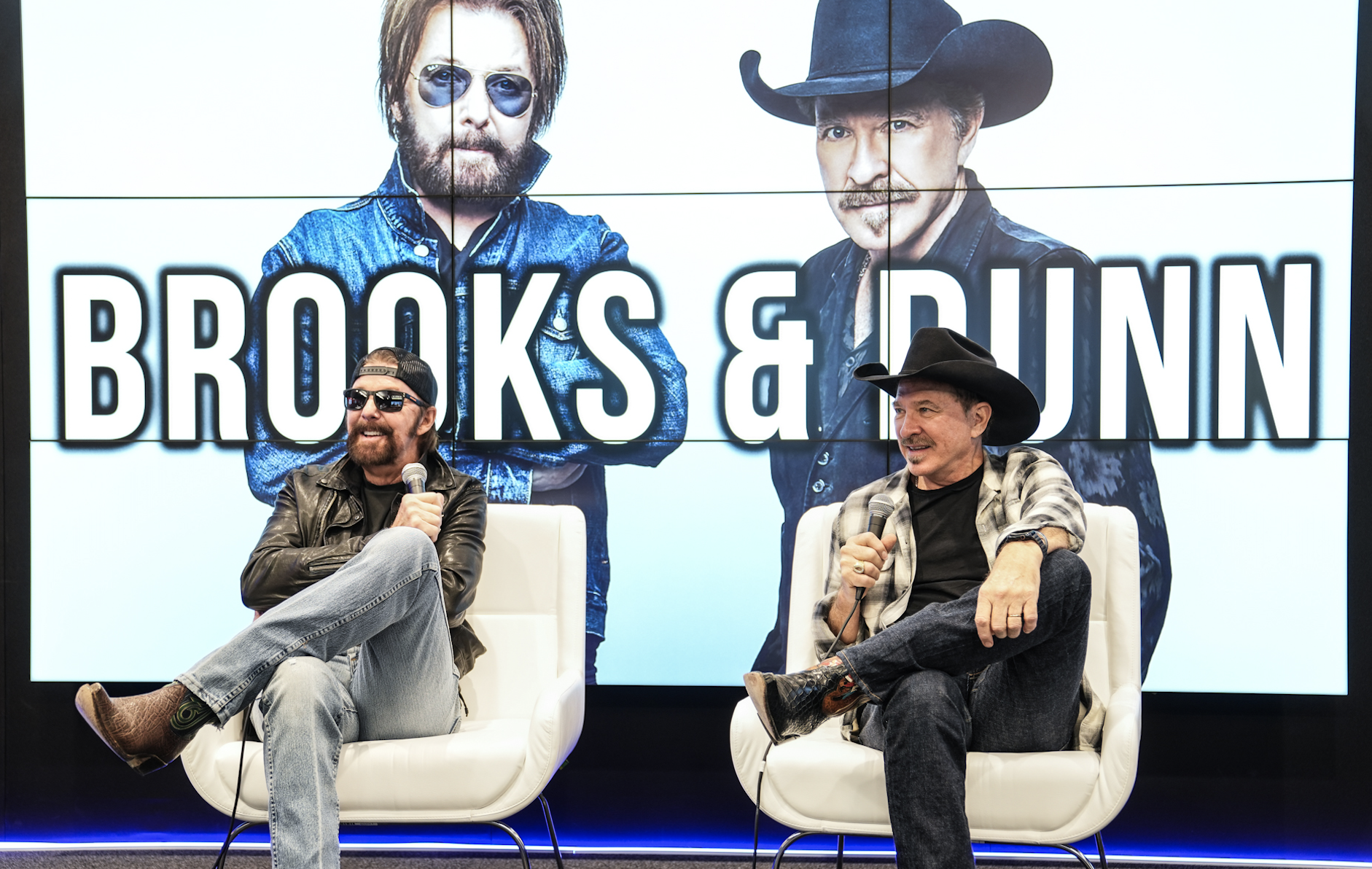 Brooks & Dunn Recall Doing Stage Walkout With Morgan Wallen [Video]