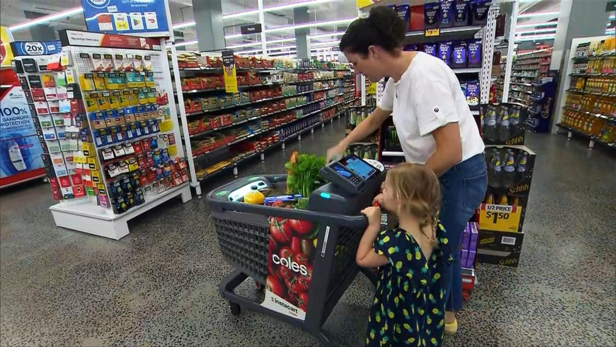 Coles announcement over smart trolleys met with resistance, but retail guru expects shoppers to adapt [Video]