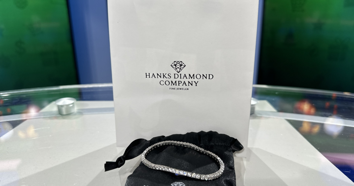 Holiday Giveaway: Hanks Diamond Company in Lexington [Video]