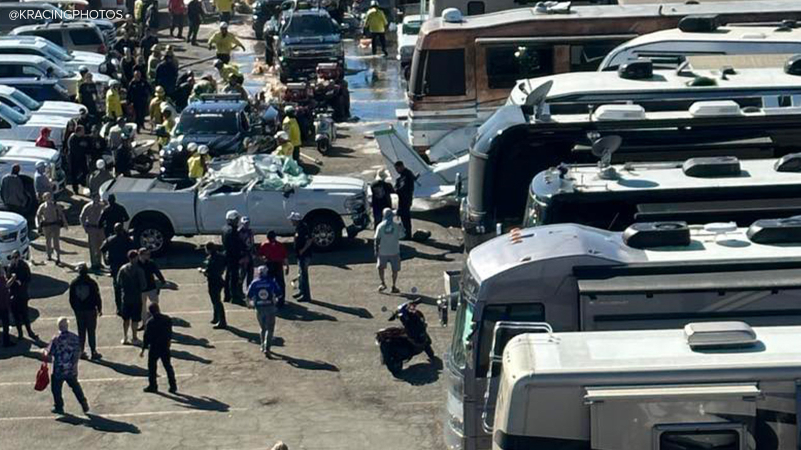 3 injured after small plane crashes at In-N-Out Burger Pomona Dragstrip during NHRA Drag Racing finals [Video]