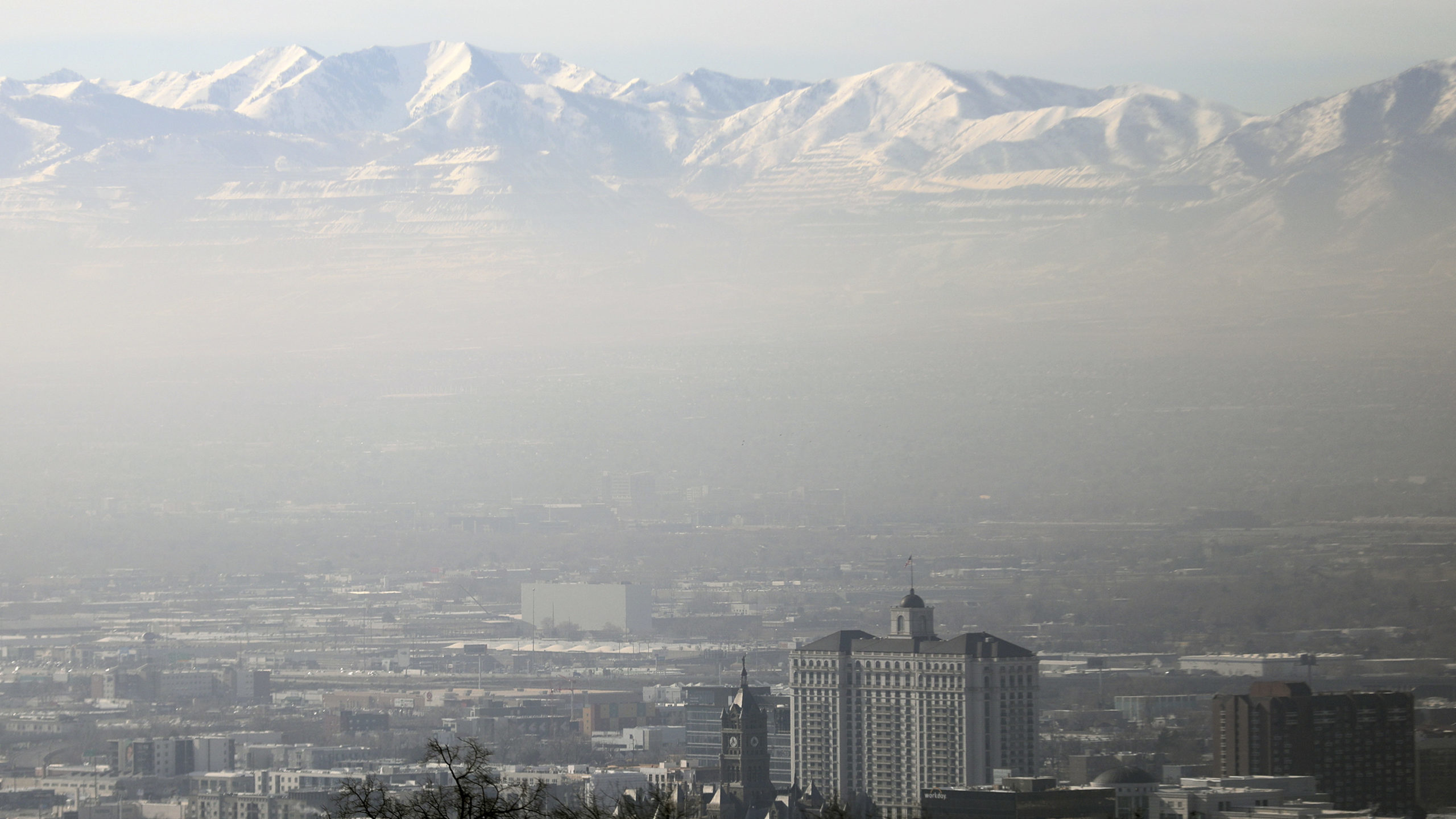 Utah air pollution could impact 2034 Olympics, expert warns [Video]