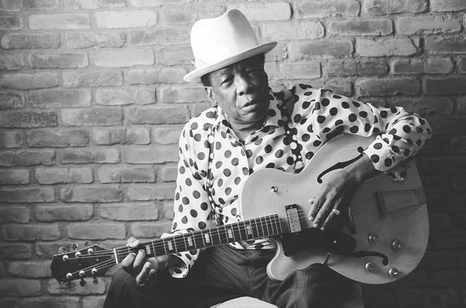 10 Best John Lee Hooker Songs of All Time [Video]