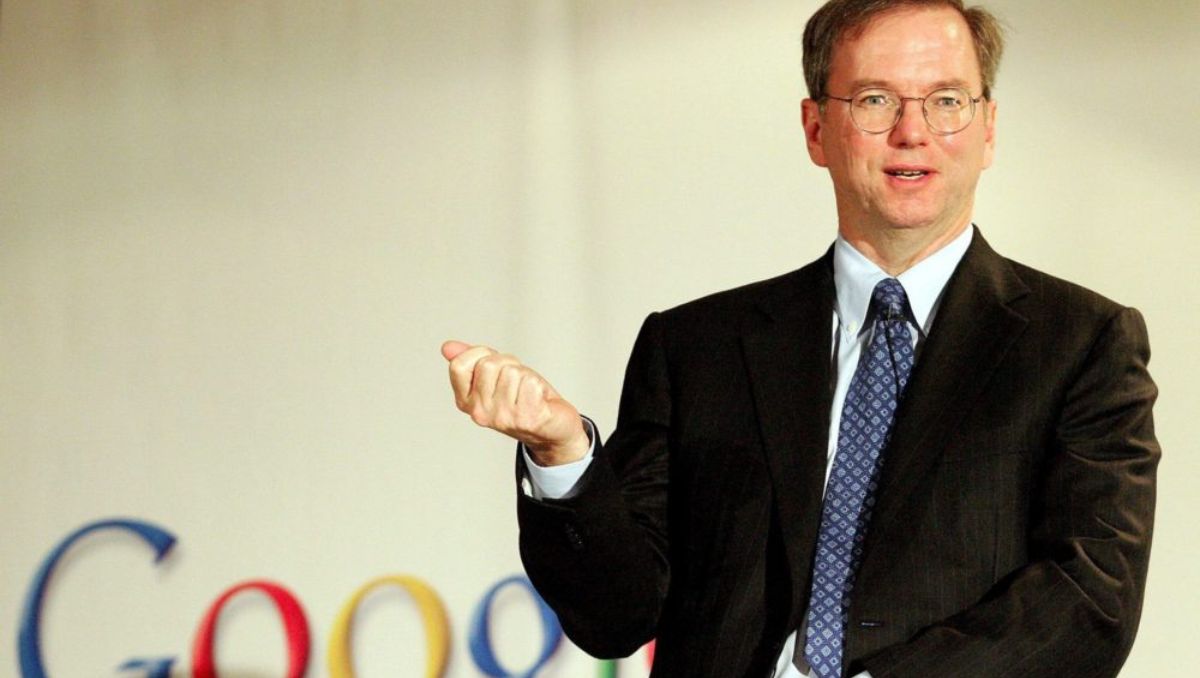 Want A Promotion In Your 20s? Former Google CEO Eric Schmidt Says Office Presence Is Crucial [Video]