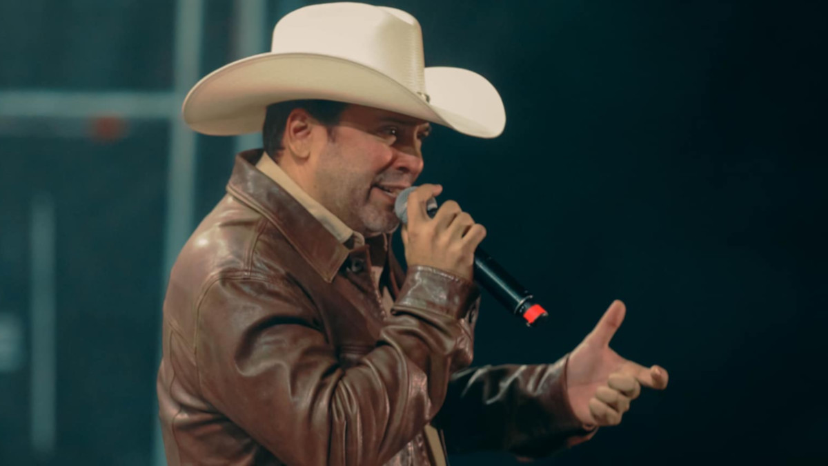 Bobby Pulido Announces Farewell Tour  Tejano Nation [Video]