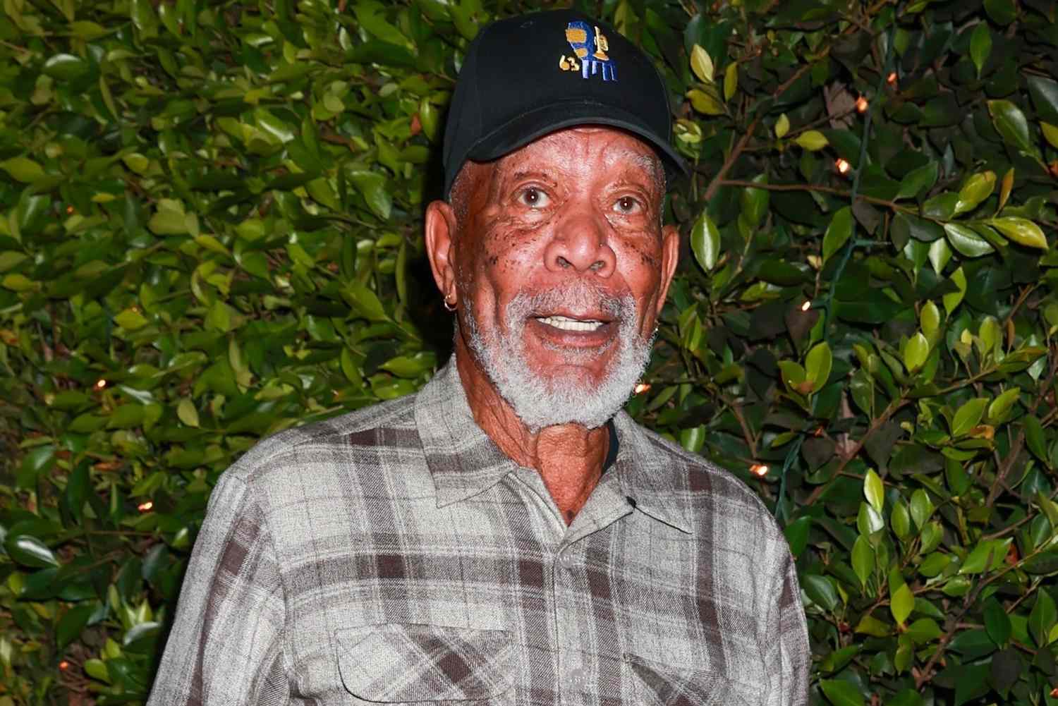 Morgan Freeman Steps Out for Dinner in Rare Appearance in L.A.: Photo [Video]