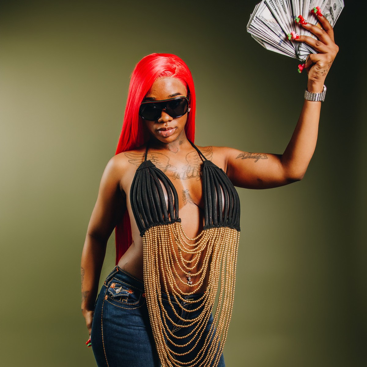 Sexyy Red transforms Wendy’s into Sexyy’s for ‘Fake Jammin’ [Video]