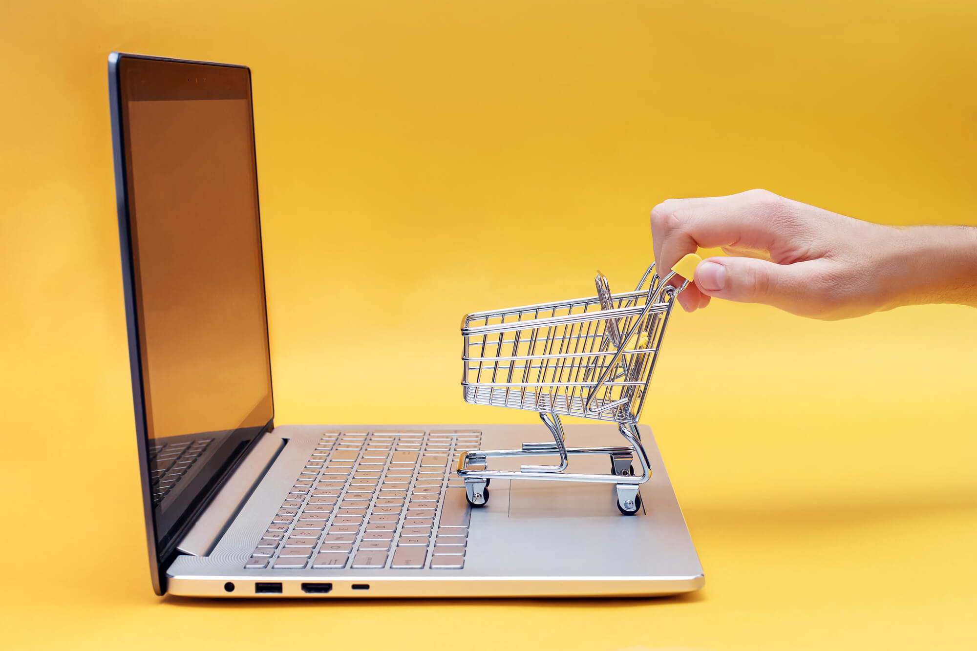 E-Commerce Face-Off: Shopify vs. Magento [Video]