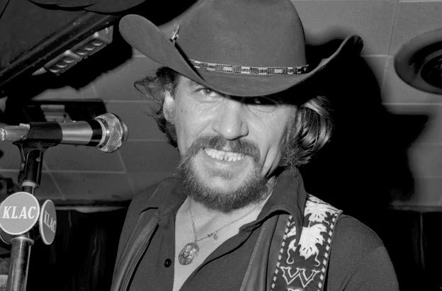 10 Best Waylon Jennings Songs of All Time [Video]