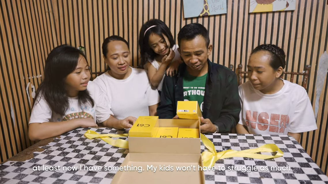 Make Christmas Real: realme Philippines Releases Heartwarming 2024 Holiday Ad [Video]