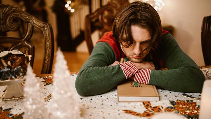 Navigating holiday stress: How to recognize and support those struggling with depression [Video]