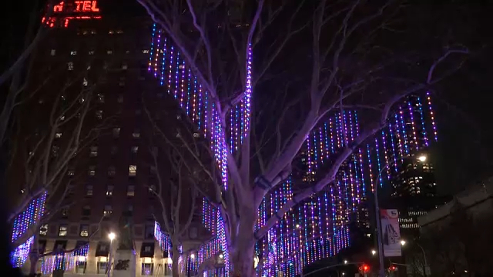 Magical Lights returns to Lincoln Square with new light and sound show on the Upper West Side of Manhattan [Video]