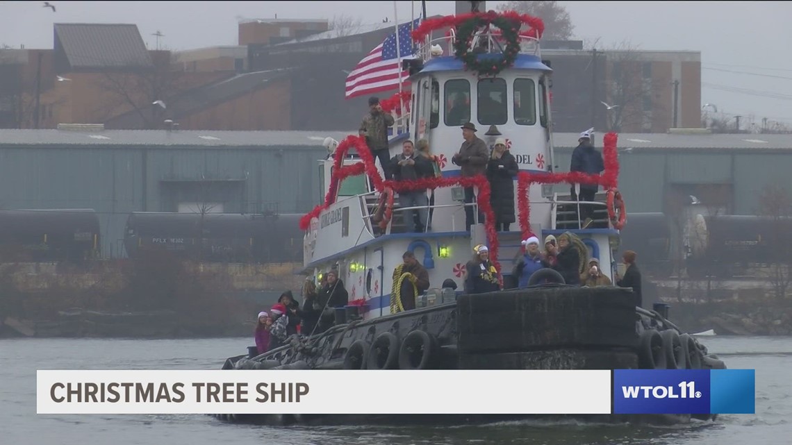 Christmas Tree Ship returns to Toledo [Video]