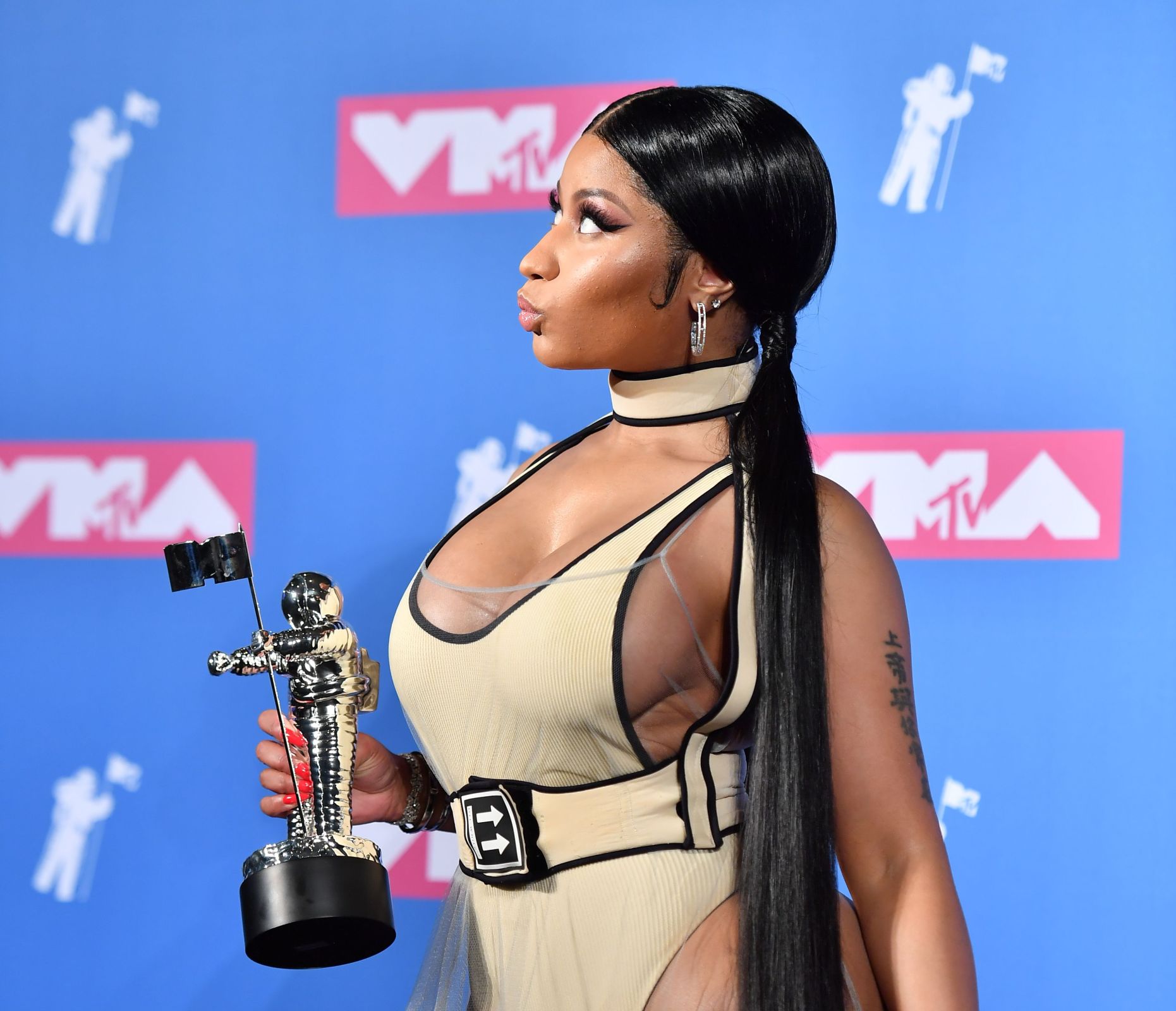 Nicki Minaj’s The Pinkprint Returns To the Charts [Video]