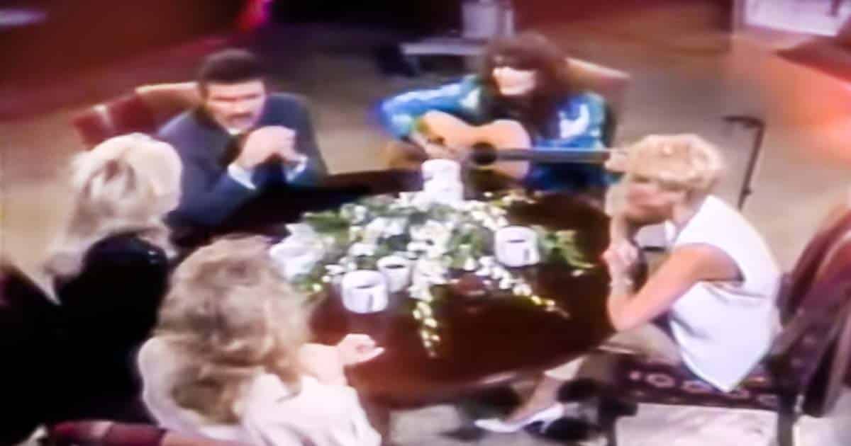 Revisiting the Time Dolly Parton and Country Queens Sang Together on Burt Reynolds