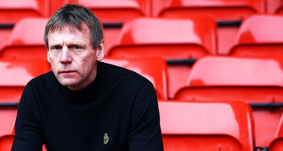 Hire Stuart Pearce | England Footballing Hero [Video]