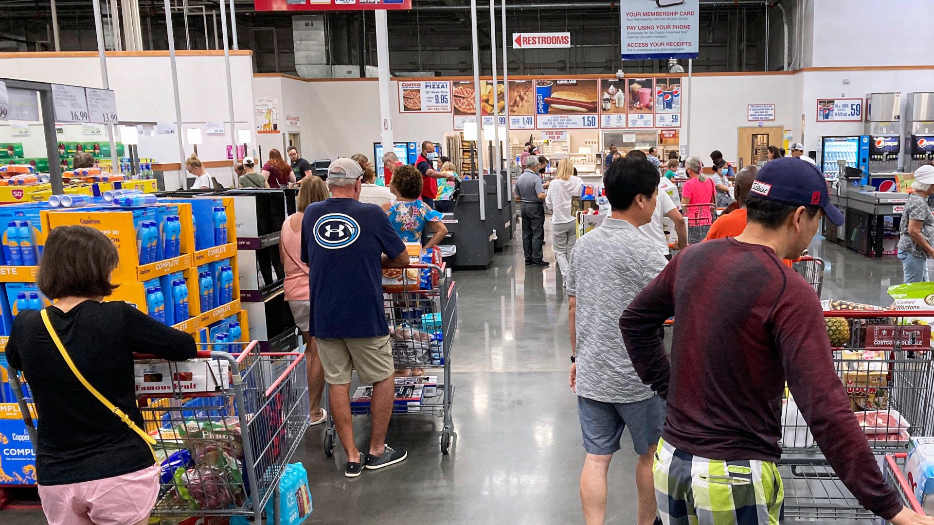 Costco shoppers beg chain to adopt rival’s payment system – ‘Gestapo’ like door checks means ‘no need for registers’ [Video]