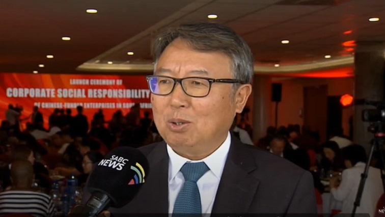 Chinese companies in SA pledge to comply with labour laws – SABC News [Video]