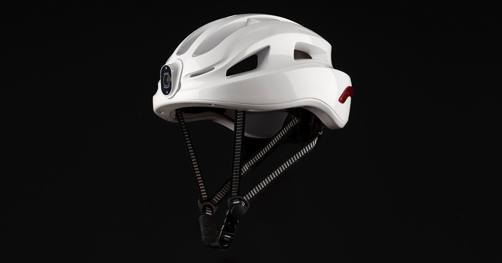 Yashica and I’m Back Team Up for a Camera-Equipped Bicycle Helmet [Video]