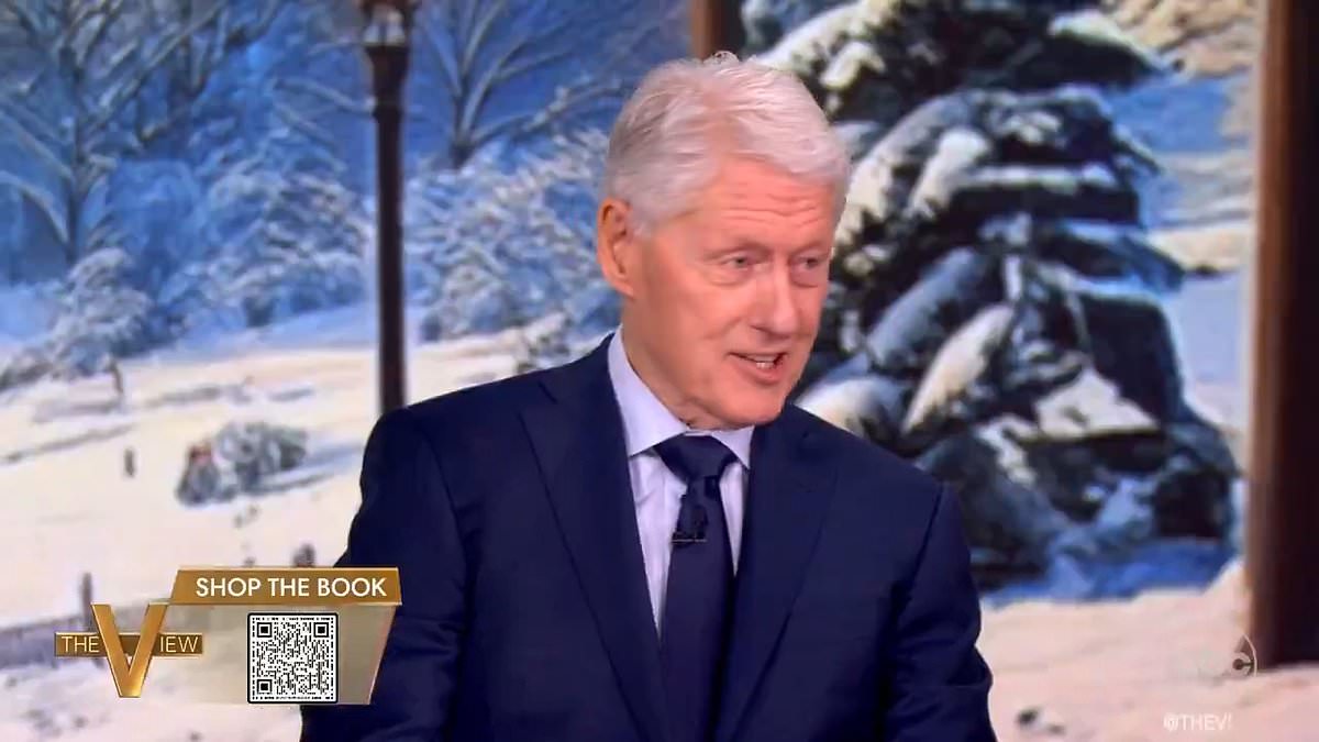 Bill Clinton may talk to Biden about preemptive pardon for Hillary so Trump can’t lock her up [Video]