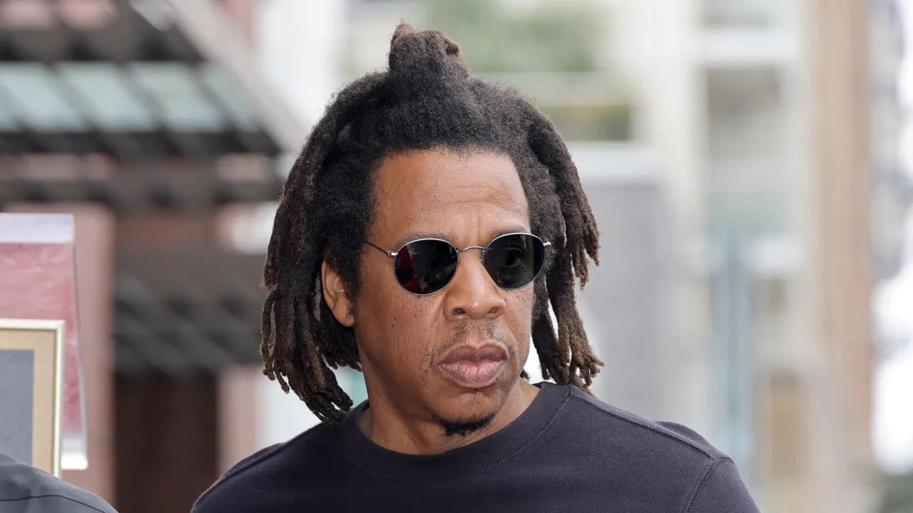 Jay-Z forced into game of chicken’ ahead of bombshell sexual assault lawsuit: expert [Video]